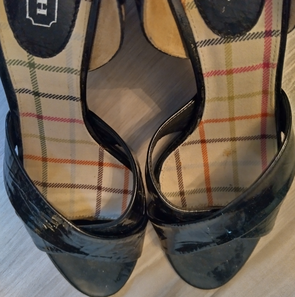 COACH PATENT LEATHER HEELS - Picture 5 of 7